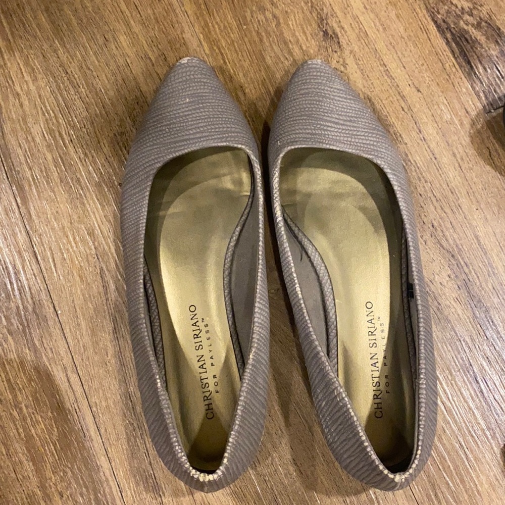 Women’s shoes